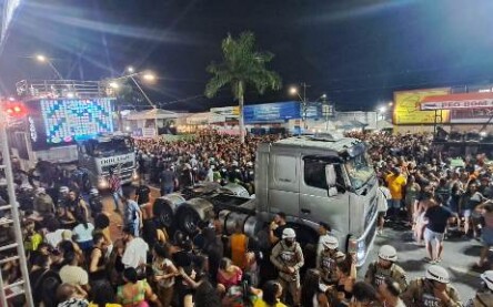 Ivete Sangalo na Micareta de Feura 2023