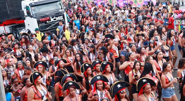 Lá Vem Eles_Micareta_LaianeCruz Acorda Cidade