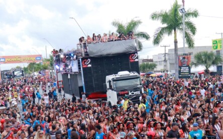 Lá Vem Eles_Micareta_LaianeCruz Acorda Cidade