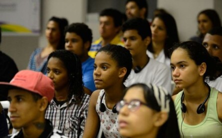 Crianças Foto Agência Brasil