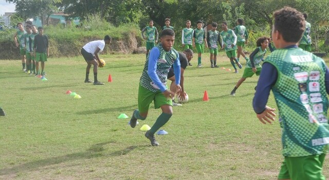 projeto nova geração escolinha de futebol