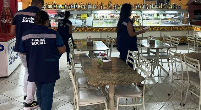 plantão social