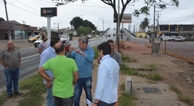 implantação da ciclovia na avenida Fraga Maia