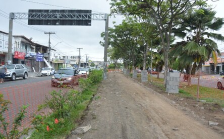 implantação da ciclovia na avenida Fraga Maia