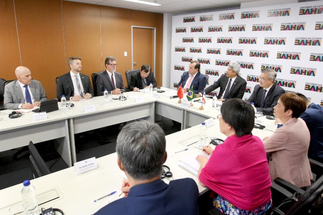 governador Jerônimo Rodrigues se reuniu com o embaixador da China no Brasil, Zhu Qingqiao,