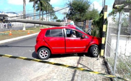 Acidente no bairro São João_ Foto Ed Santos Acorda Cidade