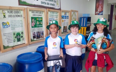 Na foto os alunos José Pietro, Pedro Pereira e Catarina Morais.