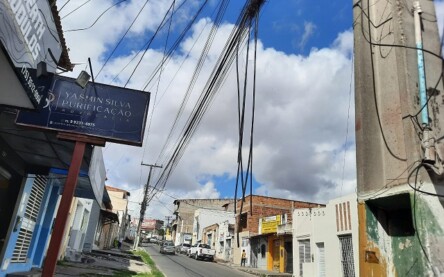 Fiação caída