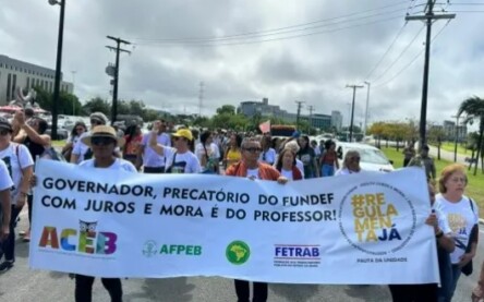 Professores estaduais podem realizar greve geral caso não recebam 2ª parcela dos precatórios do Fundef
