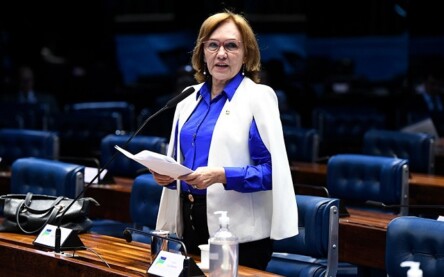 Senado aprova proibição de vínculo empregatício entre igrejas e religiosos