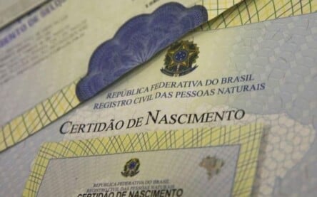 certidão de nascimento