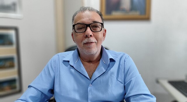 Secretário Carlos Brito