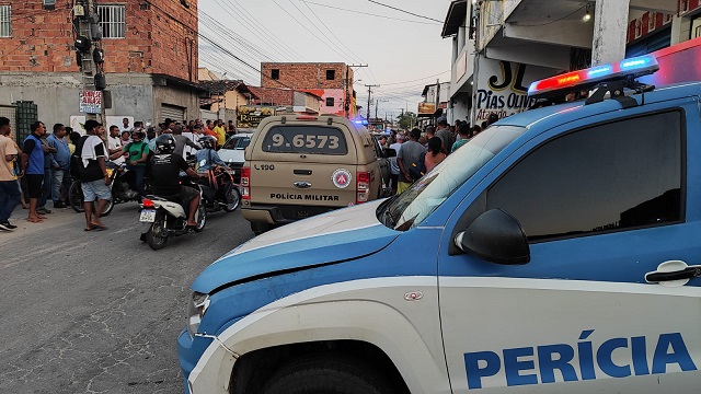 Homicídio no Feira X