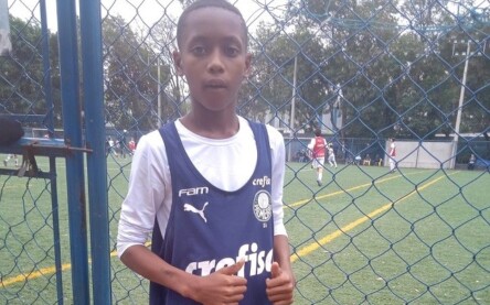 Atacante Feirense