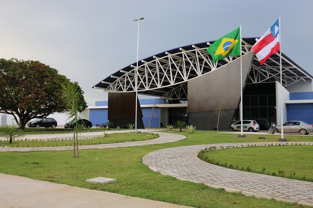 Policlínica de Teixeira de Freitas