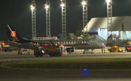 Foto: TV Bahia | Policiais desembarcaram no Aeroporto Luís Eduardo Magalhães, em Salvador 
