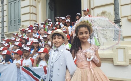 Cantata nas escadarias