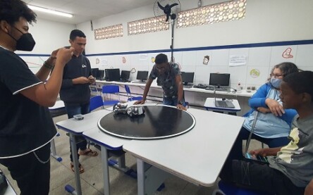 CJCC de Feira de Santana inscreve para diversas oficinas como Robótica e preparatória para o Enem