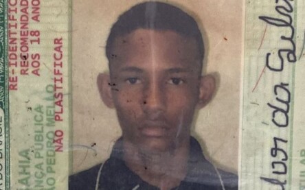 Jovem é assassinado próximo ao estádio Joia da Princesa