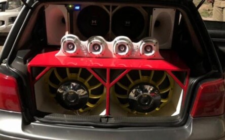 som automotivo