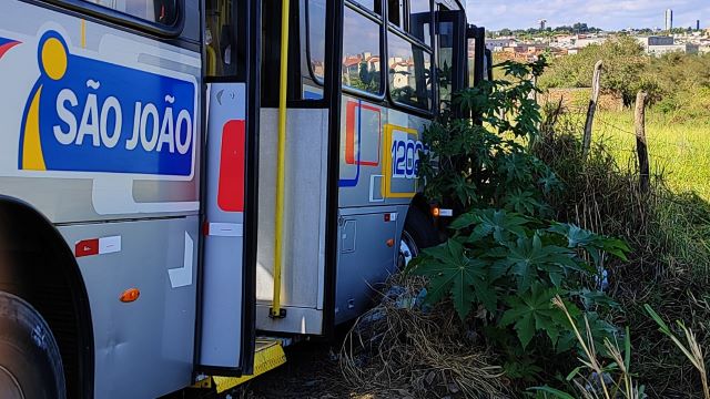 Acidente com ônibus coletivo