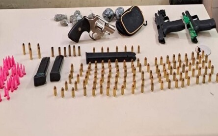 Apreensão de armas e drogas e dois homens mortos em Valença