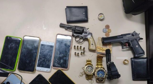 Rondesp Leste frustra sequestro de motorista de aplicativo e apreende arma em Feira de Santana