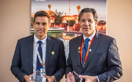 Haddad e Campos Neto recebe prêmio de revista internacional