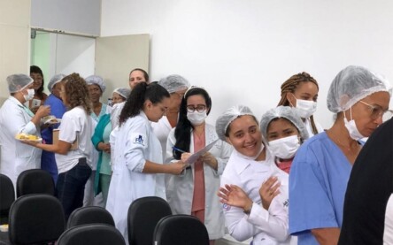 enfermeiras ft Victória Seixas