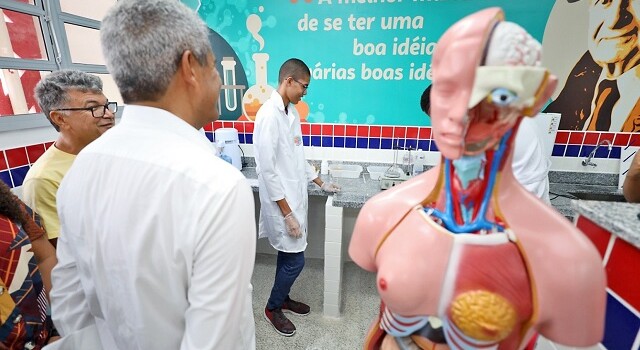 colégio estadual de tempo integral em Salvador ft Mateus Pereira GOVBA6