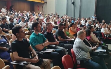 Palestra na CDL