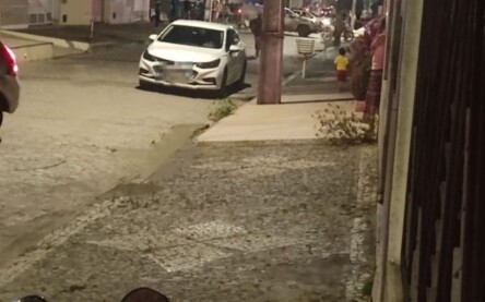 Jovem é assassinado com mais de 15 tiros no bairro Parque Getúlio Vargas