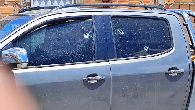 Homicídio dentro de carro no bairro Conceição