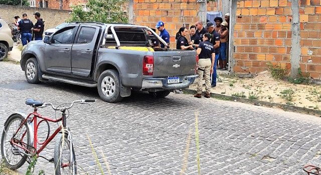 Homicídio dentro de carro no bairro Conceição