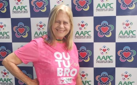 voluntária Betânia Knoedt, da AAPC