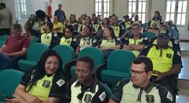 Agentes de trânsito de Feira de Santana na câmara ft Paulo José Acorda Cidade2