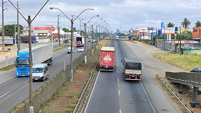 BR-324 ft Ed Santos Acorda cidade2