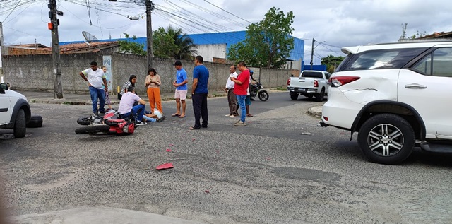 acidente na santa mônica ft Ed Santos acorda cidade