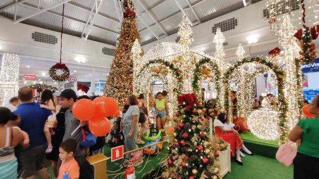 Decoração natalina do Boulevard Feira