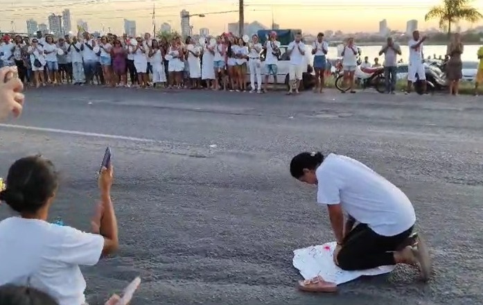 Manifestação no Anel de Contorno é marcada por pedidos de justiça pela morte de metalúrgico assassinado após acidente