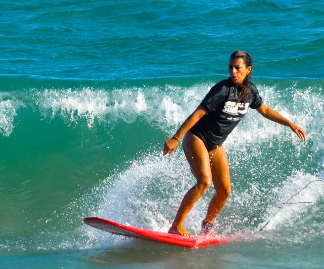 Longboard feminino é um dos destaques da etapa. Foto Rômulo Cruz @surffotograf