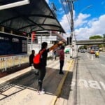 ponto de ônibus na getúlio ft andrews pedra branca4