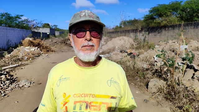 Rua São Geraldo no bairro Lagoa Grande - descarte irregular de entulho4