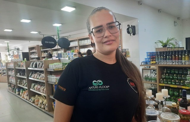 Maria Erineide dos Santos - vendedora de produtos naturais ney silva acorda cidade