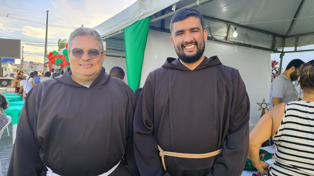 Igreja dos Capuchinhos realiza Quermesse Natalina celebrando os 800 anos do presépio fr ed santos acorda cidade0