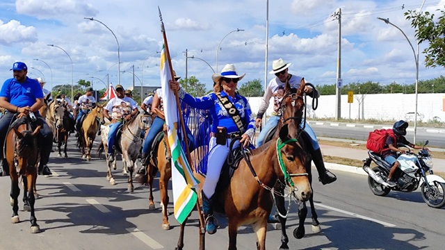 15ª cavalgada solidária ft Ed santos acorda cidade6