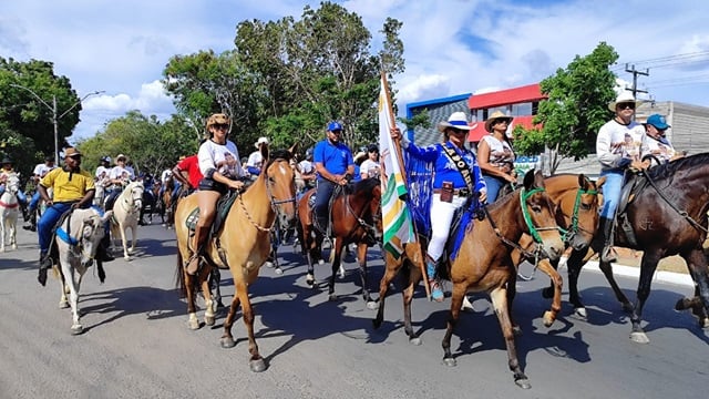 15ª cavalgada solidária ft Ed santos acorda cidade6