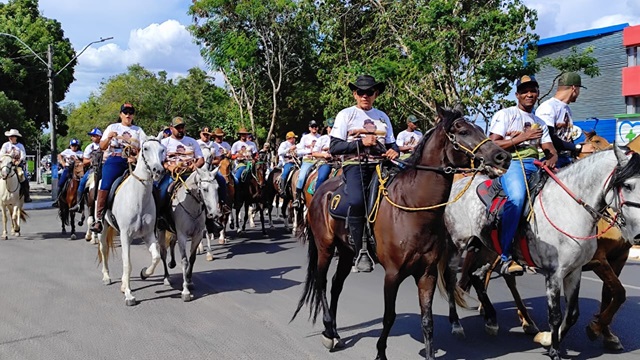 15ª cavalgada solidária ft Ed santos acorda cidade6