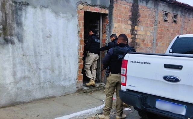 operação contra entrada de celulares no presídio em 1