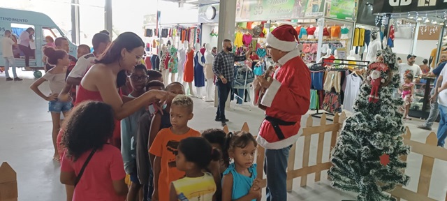 Papai Noel do Shopping Popular